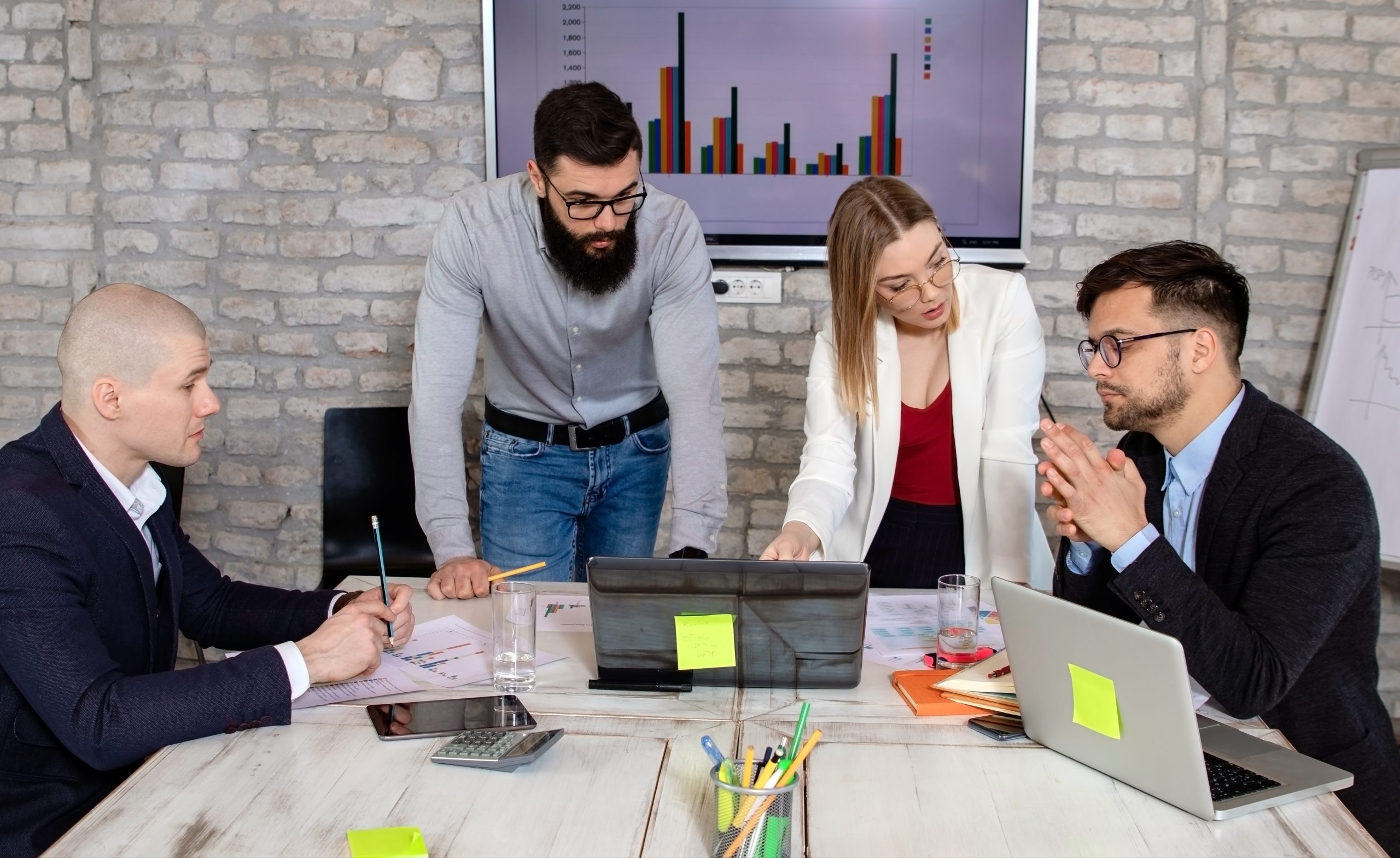7 Perks to Boost Dubai Office Productivity by Employee Monitoring